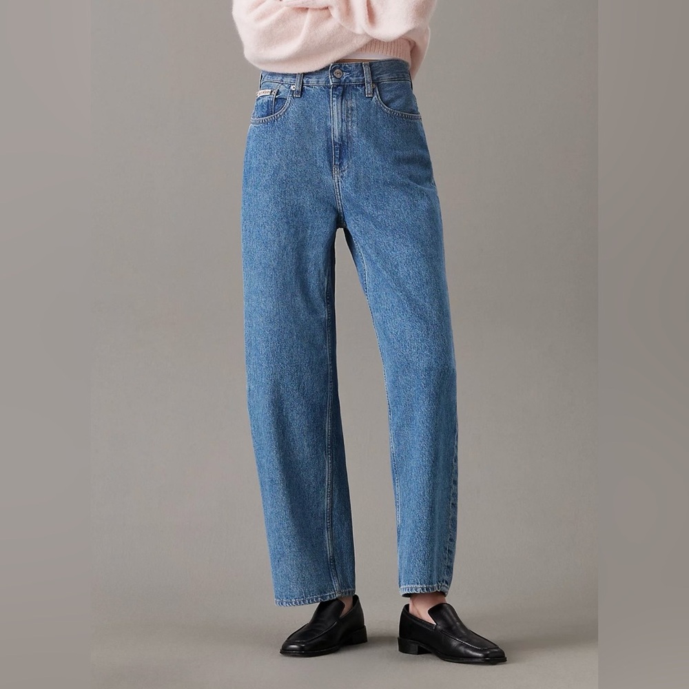 Calvin Klein Women's Blue Barrel Leg Jeans